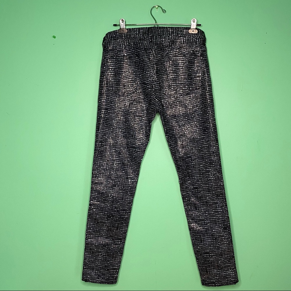 Joe Fresh Pants Size 6 - image 2